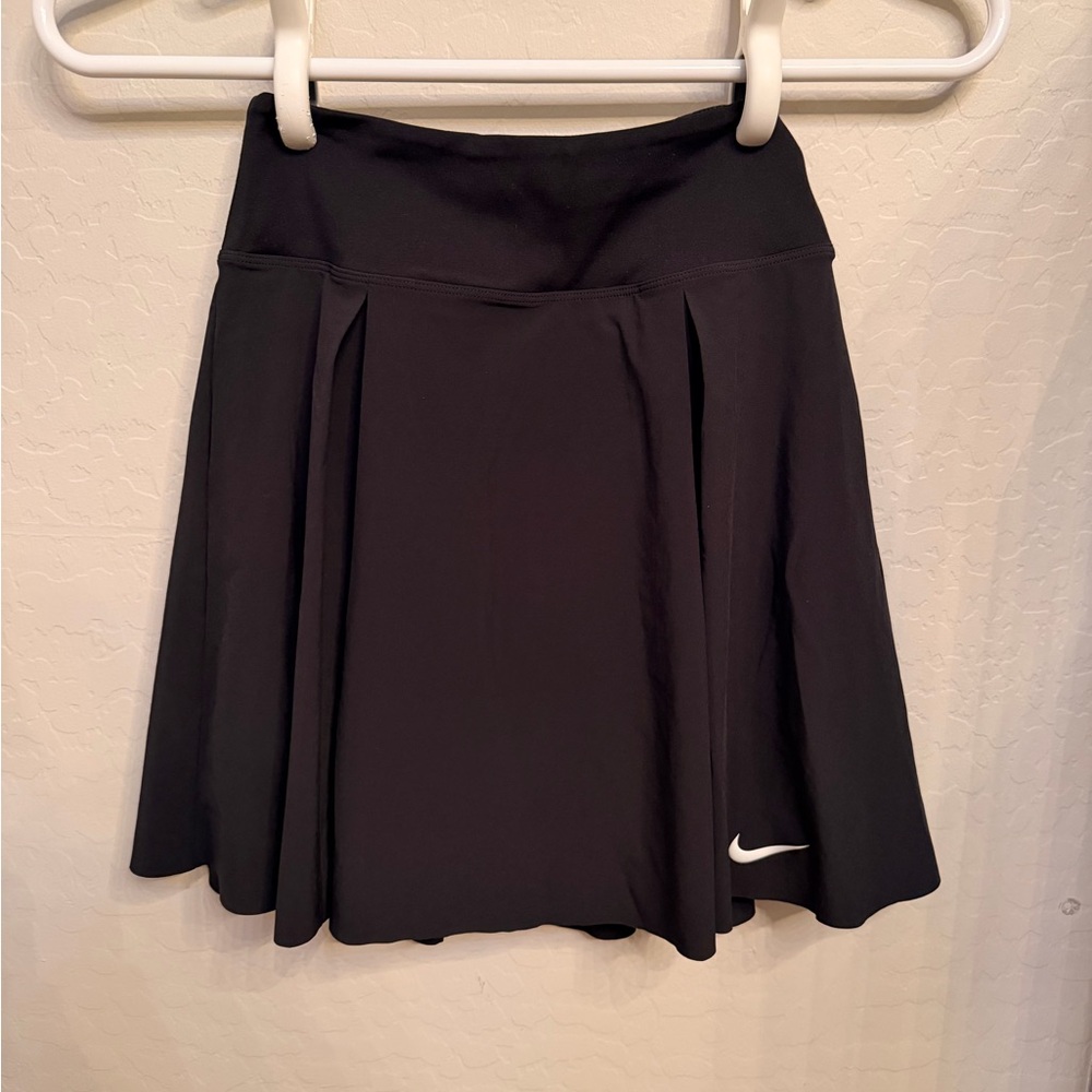 Nike Women's Black Skater Skirt